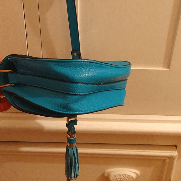 Aqua and black crossbody bag - Picture 6 of 11
